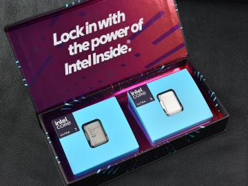 酷睿 Ultra 7 270K Plus 处理器 黑色 台式机 LGA1851 京东自营 限时仅需2499元