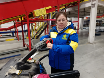 德邦快递里的“她力量”：在奔忙物流链路上书写专业与坚守